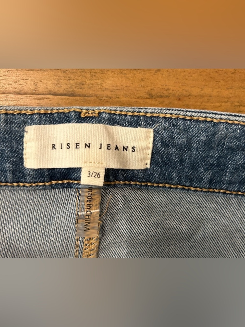 Risen‎ Jeans Light Wash Denim Waistband - Size 3/26 - Picture 4 of 8
